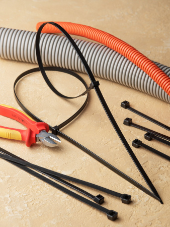 EKF Basic Хомут нейлоновый черный (8,2х810) (100шт.)