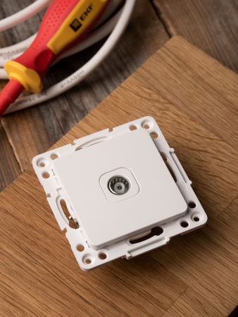 EKF PROxima Стокгольм Белый Розетка TV, 75Ом, 5-862МГц