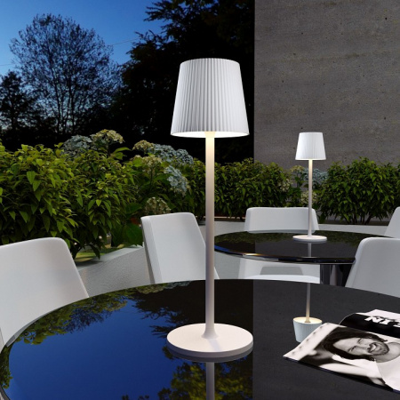 Уличный настольный светодиодный светильник Mist с аккумулятором, регулировкой цветовой температуры и яркости TL70220 белый Elektrostandard Mist a063928