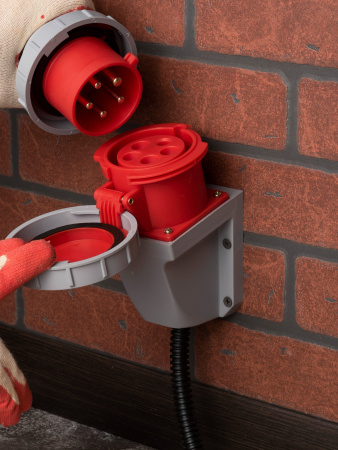 EKF PROxima Розетка стационарная наружная 1252 3Р+РЕ+N 32А 380В IP67