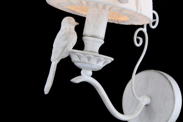 Настенный светильник (бра) ARM013-01-W Maytoni Bird