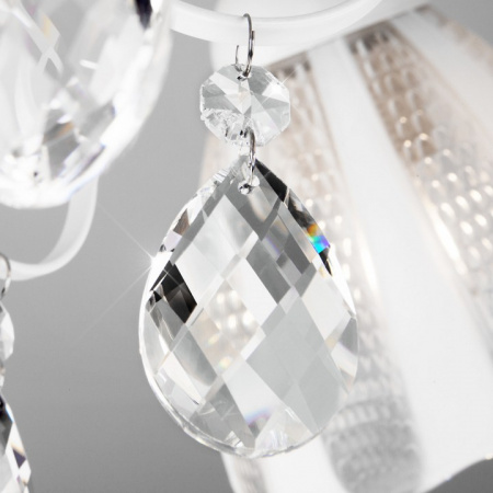 Потолочная люстра с плафонами 30155/8 белый Eurosvet Floranse