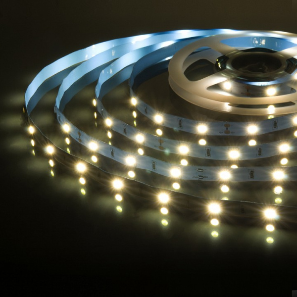Светодиодная лента Лента светодиодная 12V 7,2W 30Led 5050 IP20 дневной белый, 5м Elektrostandard 12V 7,2W a050583 Светодиодная лента Лента светодиодная 12V 7,2W 30Led 5050 IP20 дневной белый, 5м Elektrostandard 12V 7,2W a050583