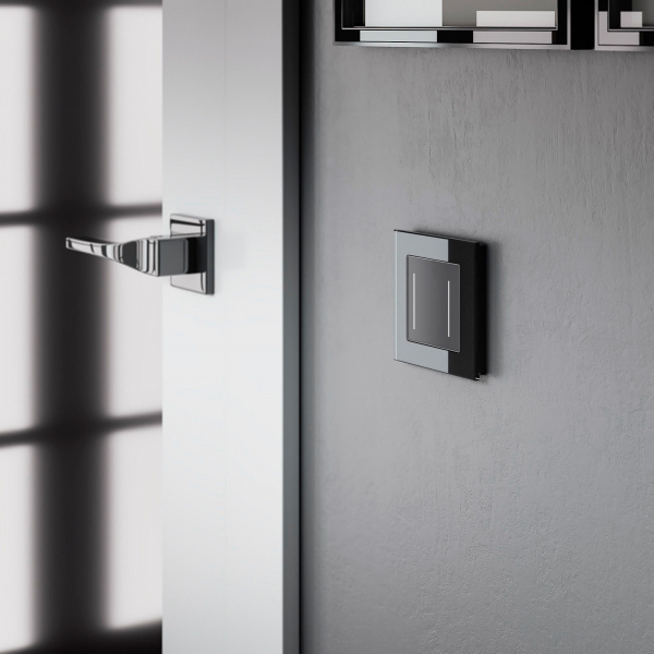 Рамка из стекла на 1 пост Favorit черный W0011108