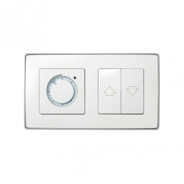 Simon 82 Detail Белый, основание алюминий Рамка 2-ая