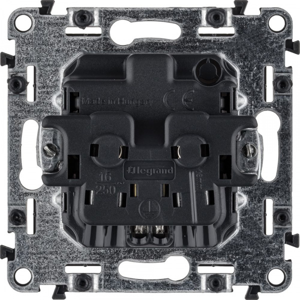 Legrand Valena LIFE DIY Алюм Розетка 1-ая с/з, безвинт.зажим