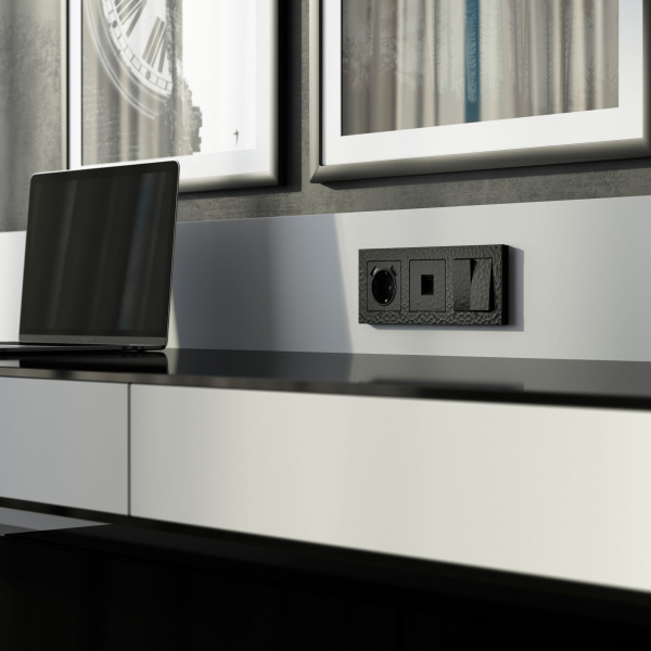 Розетка Ethernet RJ-45 (Hammar черный) W1281008