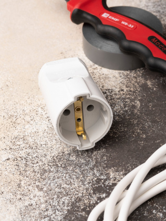 EKF PROxima Штепсельное гнездо с заземлением белое 16А 250 В