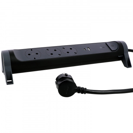 Legrand Удлинитель с поворотным основанием и 2xUSB A+C (3А) зарядками, защитой от импульсных перенапряжений серии "Комфорт" 3 x 2К+З с кабелем 1,5 м.,