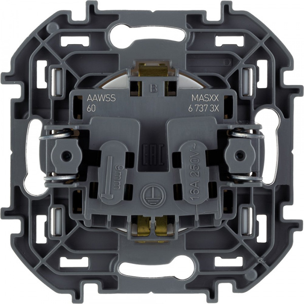 Legrand INSPIRIA Белый Розетка 2К+З со шторками - немецкий стандарт - 16 А - 250 В