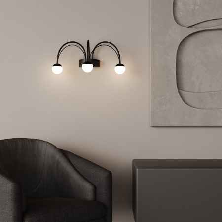 Настенный светодиодный светильник 90031/3 черный Eurosvet Ragno