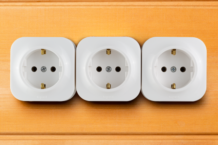 Legrand Quteo Белый Розетка с/з