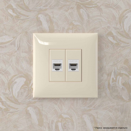 DKC Avanti Компьютерная розетка RJ-45 без шторки в стену, кат.6 двойная, Ванильная дымка