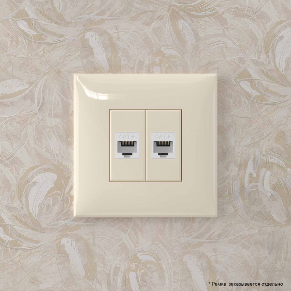 DKC Avanti Компьютерная розетка RJ-45 без шторки в стену, кат.6 двойная, Ванильная дымка