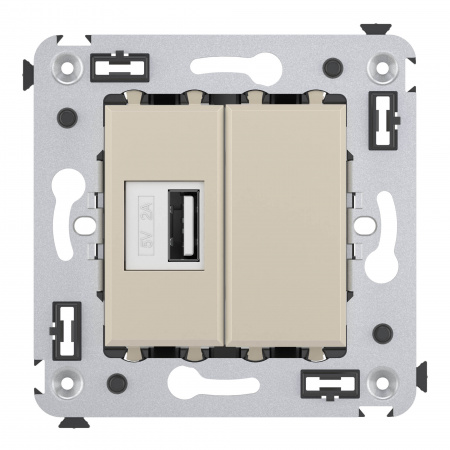 DKC Avanti Ванильная дымка Зарядное устройство USB