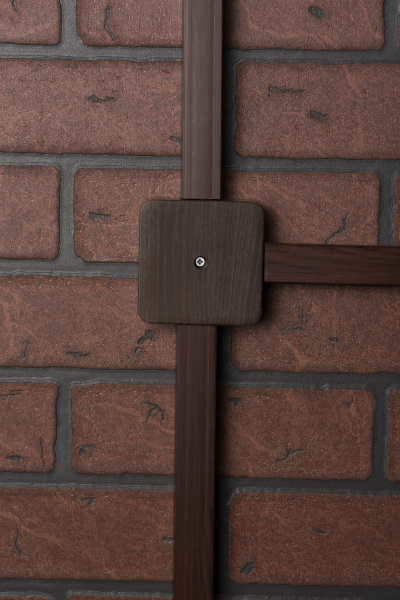 EKF PROxima Коробка разветвительная КМР-030-030кг (75х75х26) с клеммником тёмное дерево