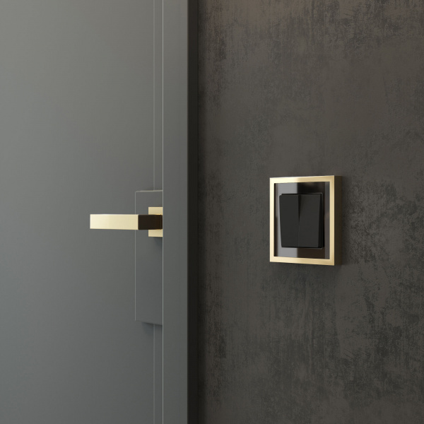 Рамка из металла на 1 пост Baguette черный/латунь W0012852