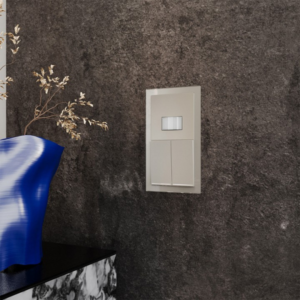 Рамка стеклянная VOLTUM S70 на 2 поста, (шелк, стекло)