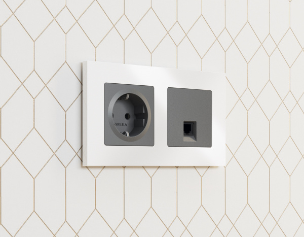 Лицевая панель ALFA (Антрацит серый) для электрической розетки с заземлением QUANT AP6560