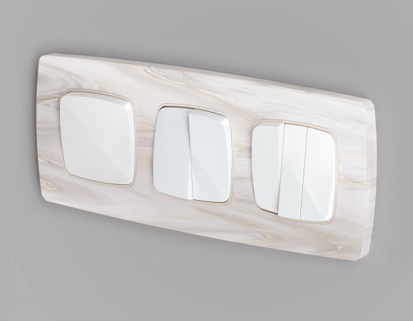 Рамка OMEGA Opera (Бежевый мрамор) 3-ая OF940303