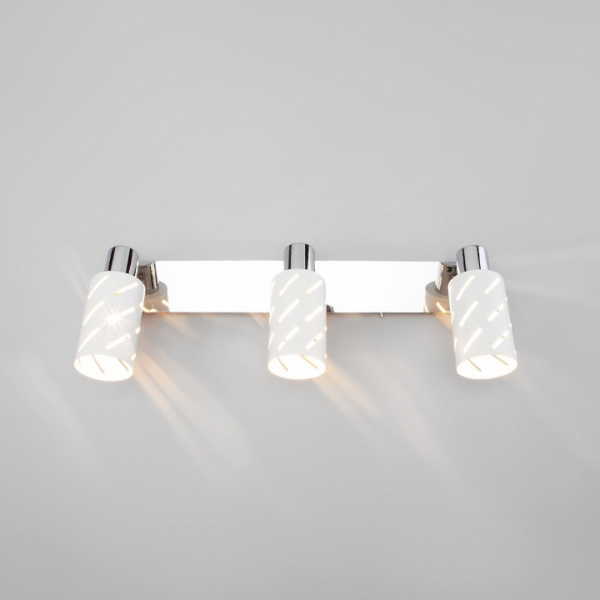 Настенный светильник 20090/3 белый / хром Eurosvet Fente