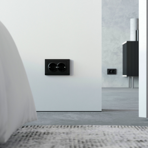 Рамка из поликарбоната для двойной розетки Stark черный W0081808