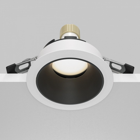 Встраиваемый светильник Downlight DL051-U-1WB Maytoni Share