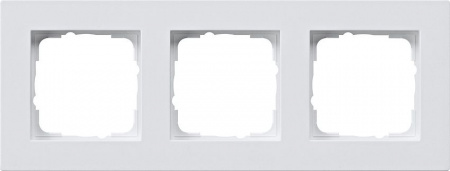 Gira Белый Рамка 3-ая заподлицо