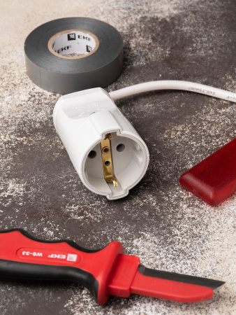 EKF PROxima Штепсельное гнездо с заземлением белое 16А 250 В