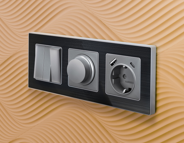 Лицевая панель ALFA (Сталь матовый) для электрической розетки с заземлением со шторками 2USB A+C QUANT AP5100