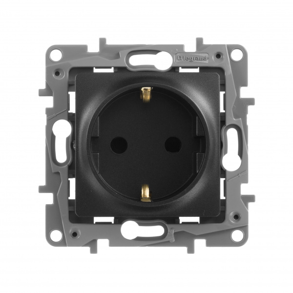 Legrand Etika Антрацит Розетка с/з со шторками, винт. клеммы, 16А, 250 В