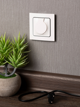 EKF PROxima Стокгольм Белый Розетка с/з, со шторками и крышкой, 16А, IP44