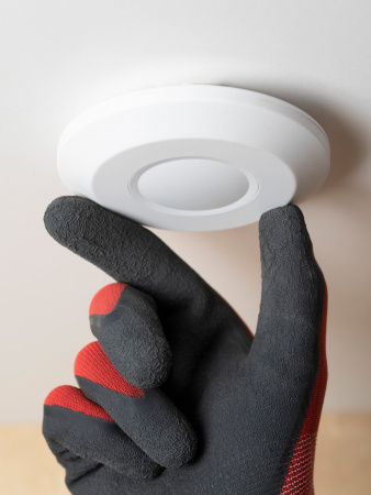 EKF PROxima Микроволновый датчик движения бел. 2000Вт 360гр. до 20м IP20 MW-705