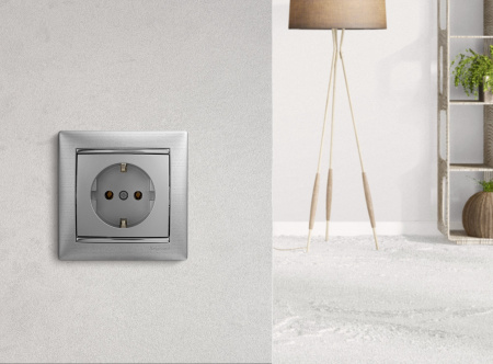 Legrand Valena Алюминий Розетка 1-ая с/з