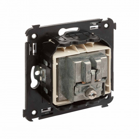 DKC Avanti Ванильная дымка Розетка TV-FM-SAT