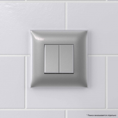 DKC Avanti Закаленная сталь Переключатель двухклавишный