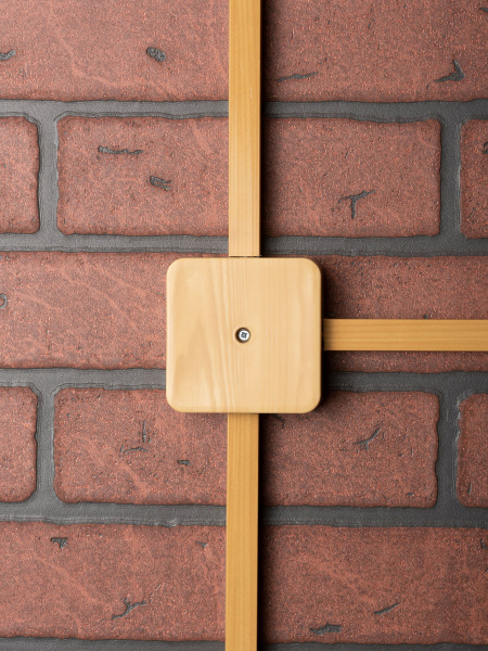 EKF PROxima Коробка разветвительная KMP-030-030 (75х75х26) светлое дерево