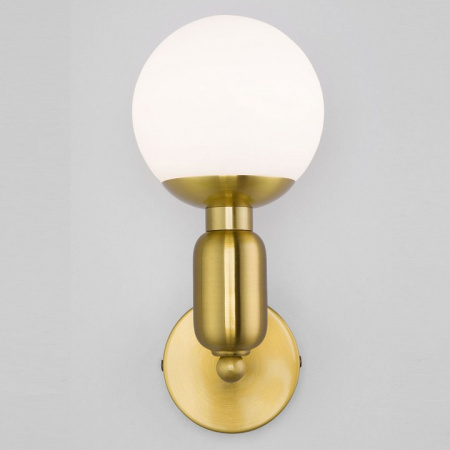 Настенный светильник со стеклянным плафоном 50251/1 латунь Eurosvet Bubble