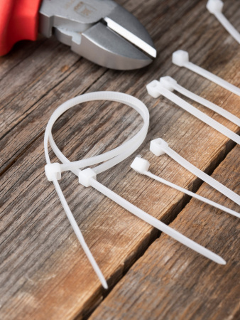 EKF Basic Хомут нейлоновый (2,5х200) (100шт.)