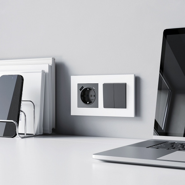 Рамка из поликарбоната на 2 поста Slab белый софт W0022961