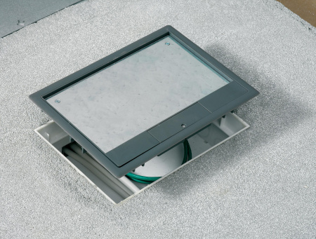 Schneider Electric OptiLine 45 Коробка установочная выс.75-95 для люка 199х199