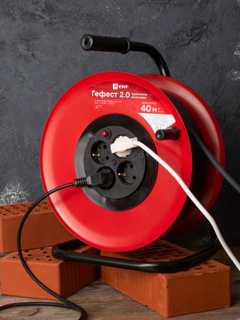 EKF PROxima Удлинитель на катушке "Гефест 2.0" 4 гнезда 40м с заземлением и предохранителем КГ 3*1,5 16А/3,5кВт