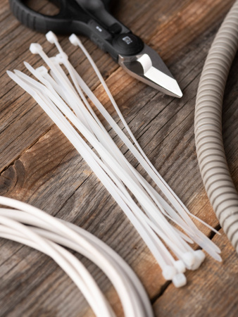 EKF Basic Хомут нейлоновый (3,6х180) (100шт.)