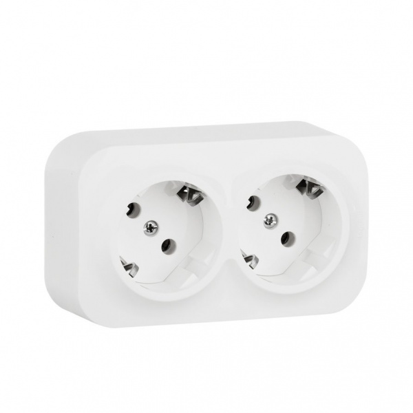 Legrand Quteo IP 20 Белый Розеточный блок с предварительным подключением 2 x 2К+З с защитными шторками - 16 A - 250 В~
