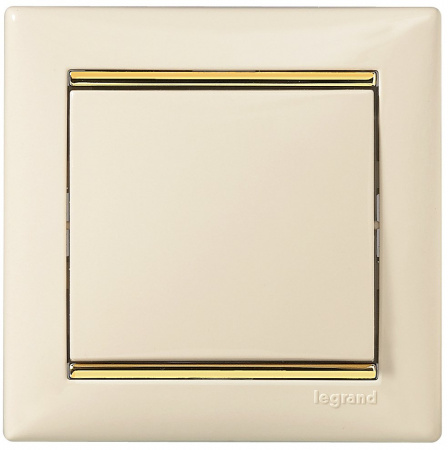 Legrand Valena Крем Выключатель 1-клавишный