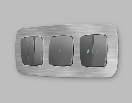 Лицевая панель OMEGA (Антрацит серый) для 3-клавишных выключателей QUANT OP6550