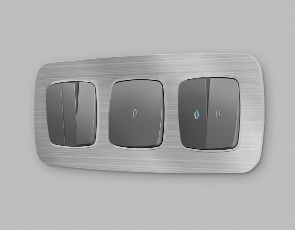 Лицевая панель OMEGA (Антрацит серый) для 3-клавишных выключателей QUANT OP6550