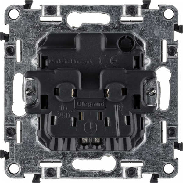 Legrand Valena ALLURE DIY Сл.кость Розетка 1-ая с/з, безвинт.зажим