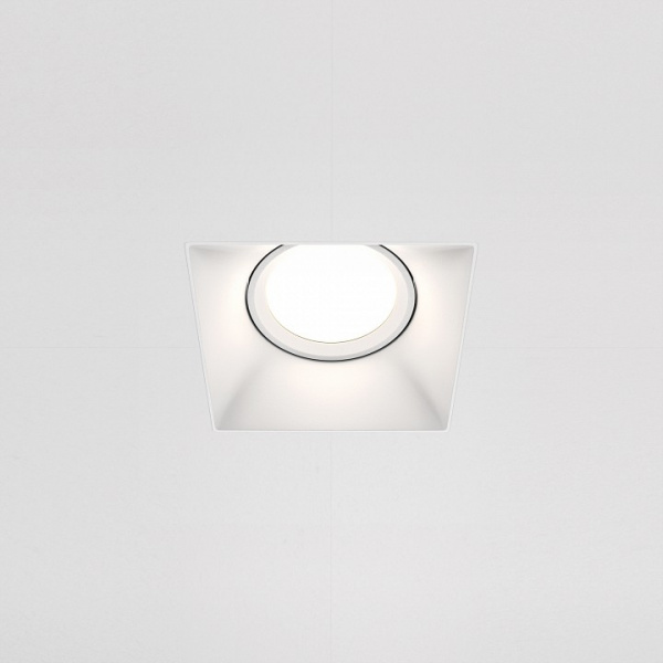 Встраиваемый светильник Downlight DL042-01-SQ-W Maytoni Dot