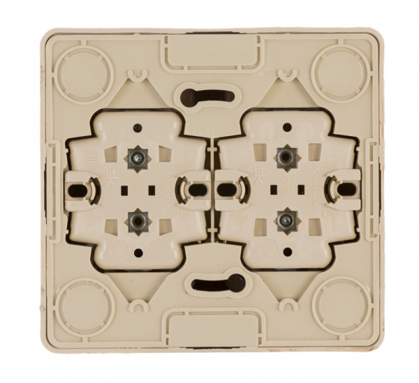 SE Этюд наруж Дача Сосна Розетка 4-ая с/з со шторками